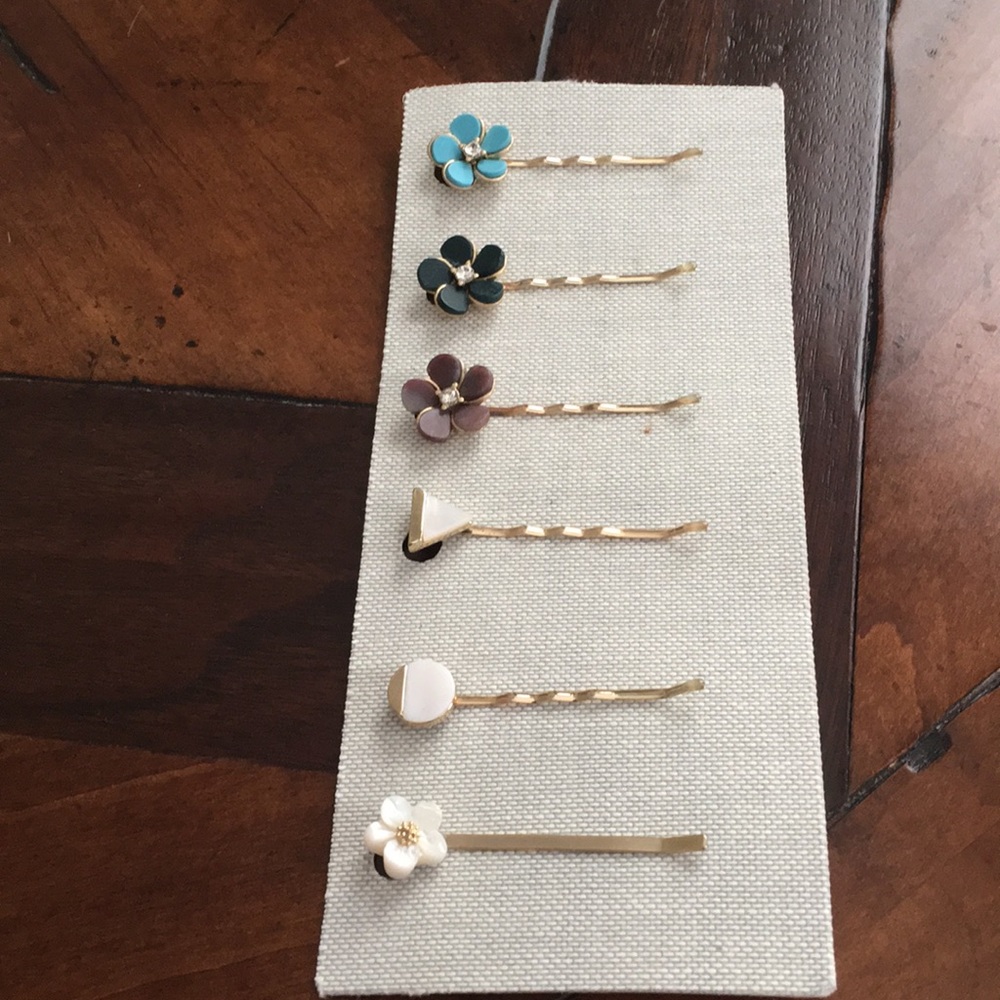 Anthropologie Beth ward studios clip set. NWT‎